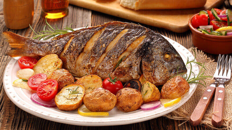 Dorade 927 mg DHA und EPA pro 100 g