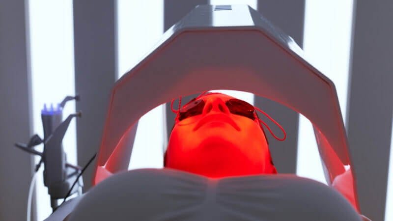 rotlichttherapie-und-moegliche-nebenwirkungen